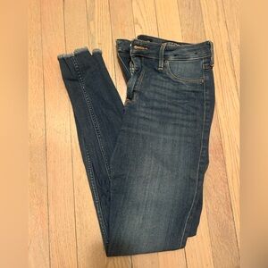 Hollister Curvy High Rise Jean Legging
